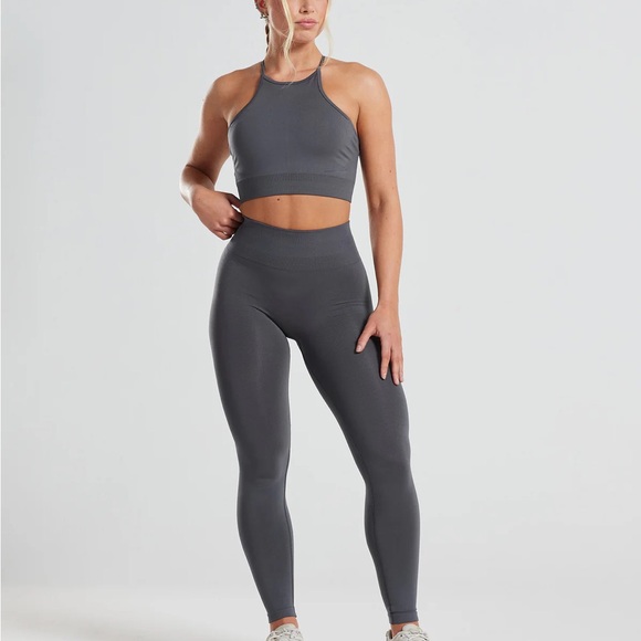 NWT Scrunch butt leggings! 🍑 - Picture 6 of 6